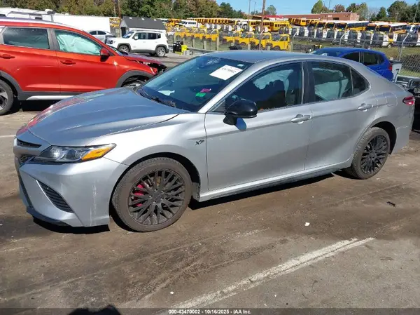 4T1G11AK5LU974311 2020 TOYOTA CAMRY - Image 2