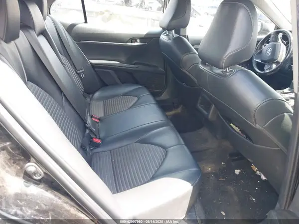 4T1G11AK5MU404407 2021 TOYOTA CAMRY - Image 8