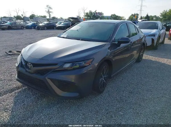 4T1G11AK5MU406058 2021 TOYOTA CAMRY - Image 2