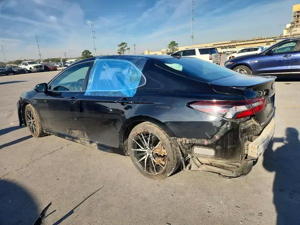 4T1G11AK5MU406822 2021 TOYOTA CAMRY - Image 2