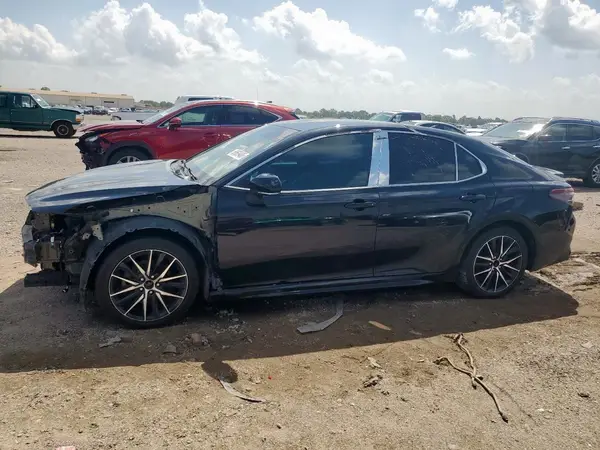 4T1G11AK5MU410109 2021 TOYOTA CAMRY - Image 1