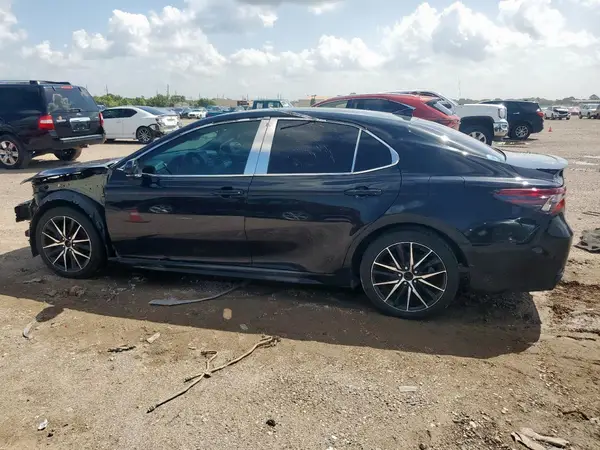 4T1G11AK5MU410109 2021 TOYOTA CAMRY - Image 2