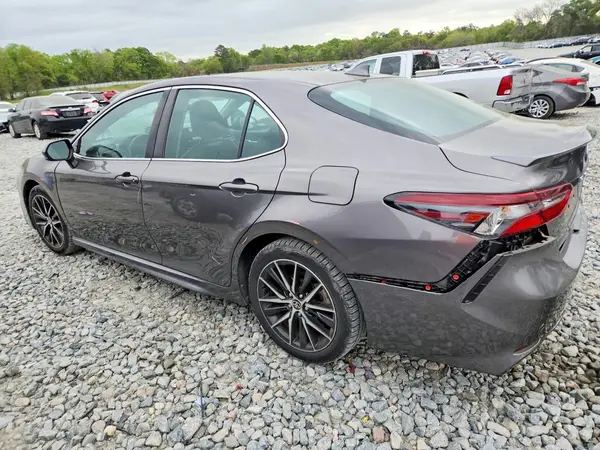4T1G11AK5MU412829 2021 TOYOTA CAMRY - Image 2