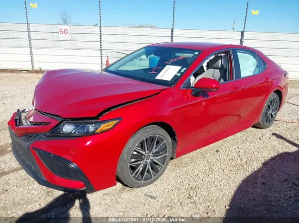 4T1G11AK5MU416315 2021 TOYOTA CAMRY - Image 2