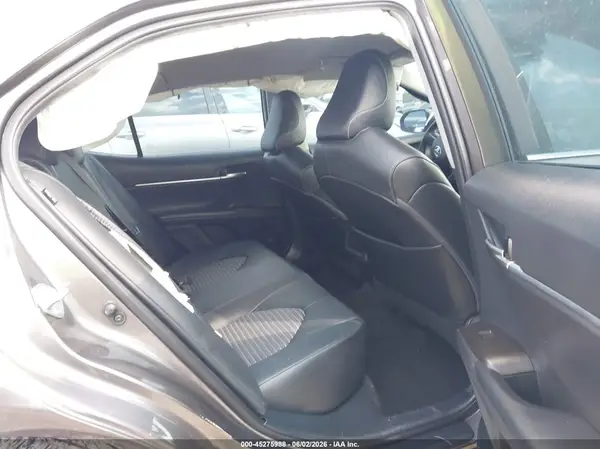 4T1G11AK5MU423068 2021 TOYOTA CAMRY - Image 8