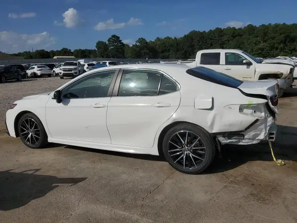 4T1G11AK5MU423099 2021 TOYOTA CAMRY - Image 2
