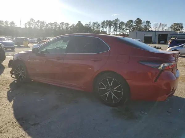 4T1G11AK5MU429792 2021 TOYOTA CAMRY - Image 2
