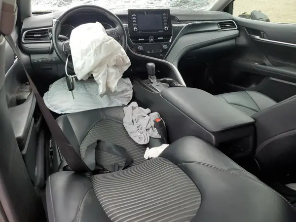4T1G11AK5MU431025 2021 TOYOTA CAMRY - Image 8