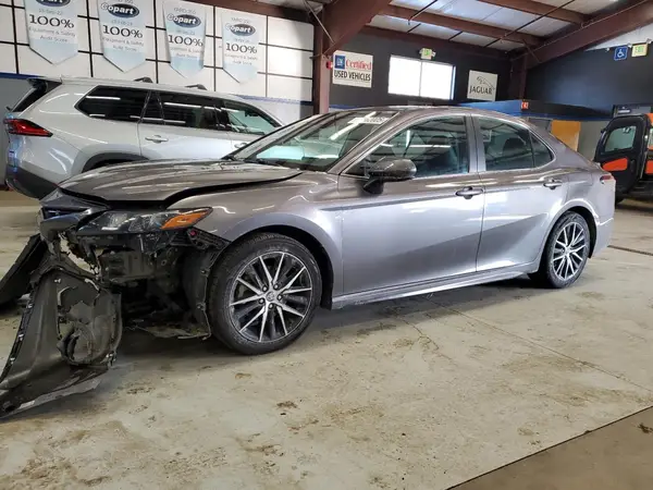 4T1G11AK5MU431607 2021 TOYOTA CAMRY - Image 1