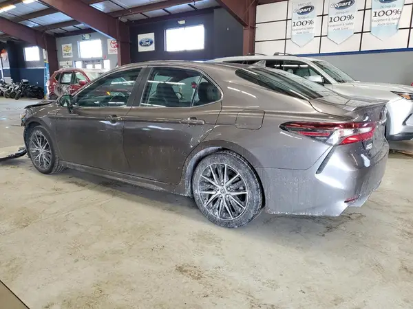 4T1G11AK5MU431607 2021 TOYOTA CAMRY - Image 2