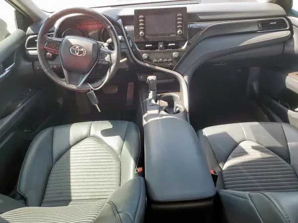 4T1G11AK5MU431638 2021 TOYOTA CAMRY - Image 8