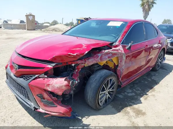 4T1G11AK5MU432854 2021 TOYOTA CAMRY - Image 2
