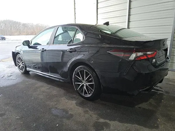 4T1G11AK5MU438671 2021 TOYOTA CAMRY - Image 2