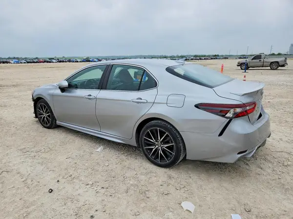 4T1G11AK5MU441523 2021 TOYOTA CAMRY - Image 2