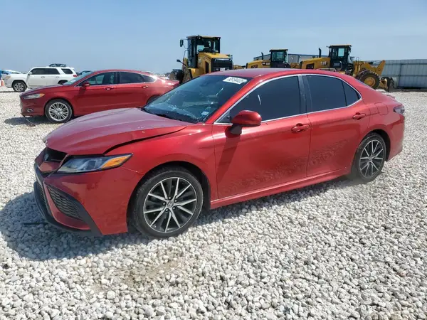 4T1G11AK5MU444924 2021 TOYOTA CAMRY - Image 1