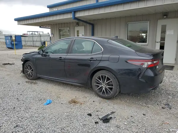 4T1G11AK5MU455048 2021 TOYOTA CAMRY - Image 2