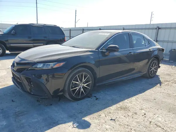 4T1G11AK5MU461027 2021 TOYOTA CAMRY - Image 1