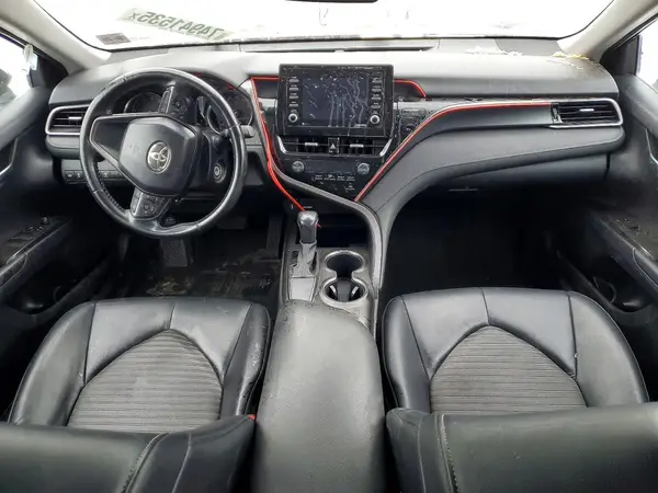 4T1G11AK5MU463375 2021 TOYOTA CAMRY - Image 8