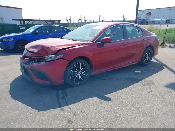 4T1G11AK5MU465448 2021 TOYOTA CAMRY - Image 2