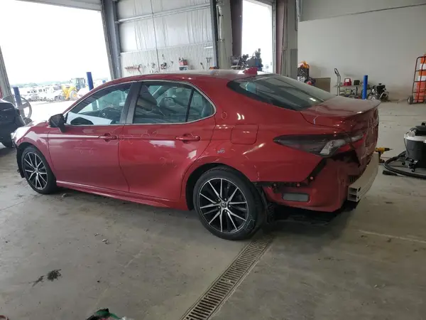 4T1G11AK5MU468009 2021 TOYOTA CAMRY - Image 2