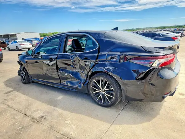 4T1G11AK5MU471279 2021 TOYOTA CAMRY - Image 2