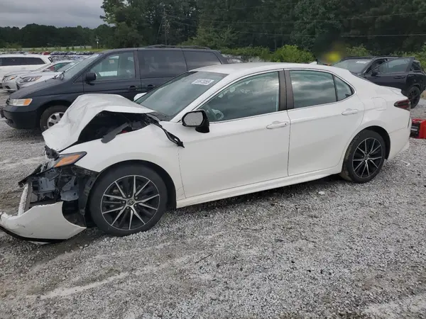 4T1G11AK5MU477342 2021 TOYOTA CAMRY - Image 1
