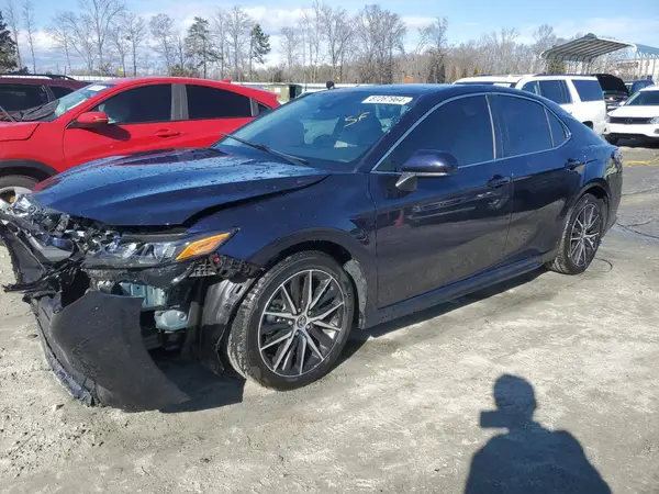 4T1G11AK5MU478703 2021 TOYOTA CAMRY - Image 1
