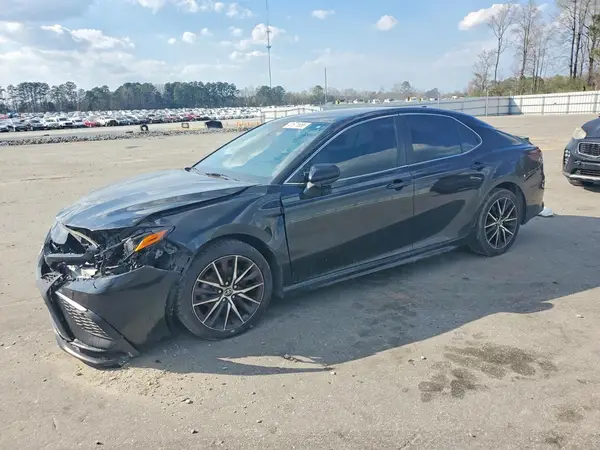 4T1G11AK5MU479270 2021 TOYOTA CAMRY - Image 1