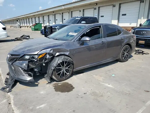 4T1G11AK5MU487272 2021 TOYOTA CAMRY - Image 1