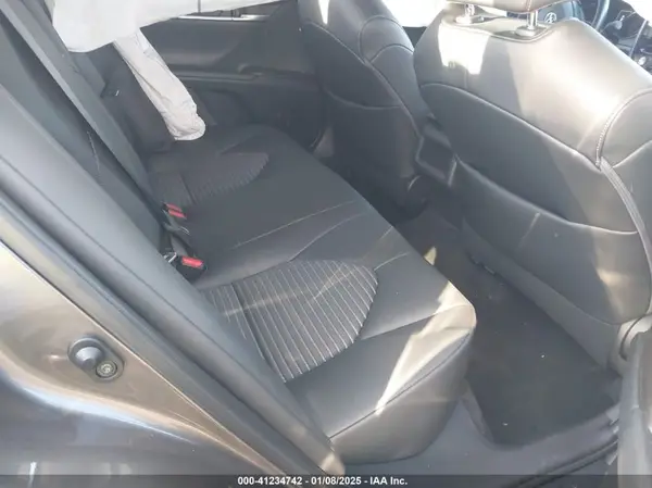 4T1G11AK5MU487482 2021 TOYOTA CAMRY - Image 8