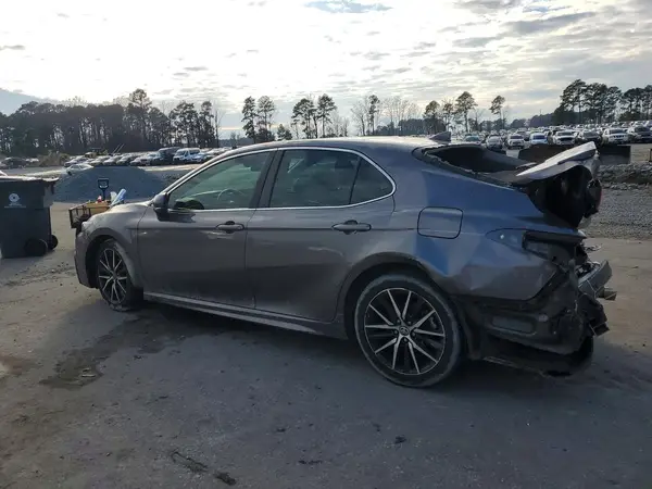 4T1G11AK5MU512882 2021 TOYOTA CAMRY - Image 2