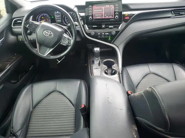 4T1G11AK5MU512882 2021 TOYOTA CAMRY - Image 8