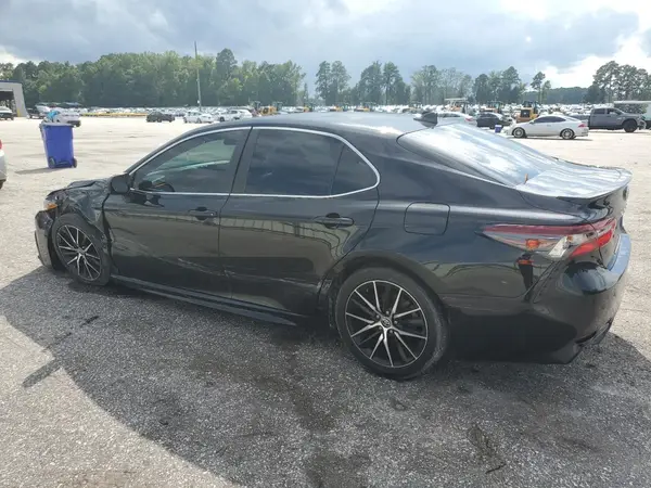 4T1G11AK5MU513627 2021 TOYOTA CAMRY - Image 2