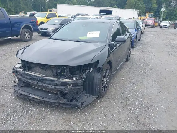 4T1G11AK5MU521274 2021 TOYOTA CAMRY - Image 2