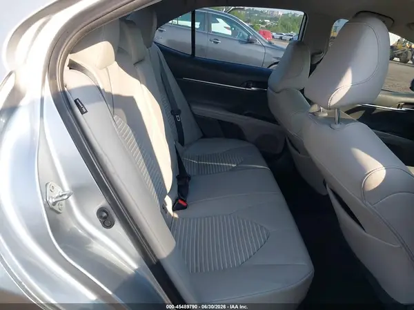 4T1G11AK5MU525289 2021 TOYOTA CAMRY - Image 8