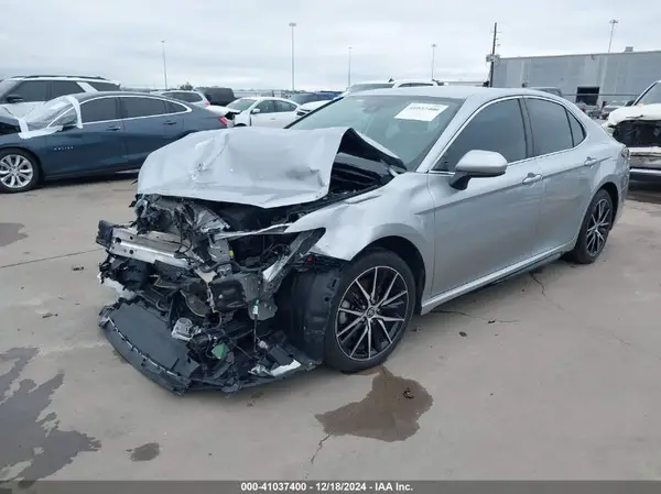 4T1G11AK5MU534932 2021 TOYOTA CAMRY - Image 2