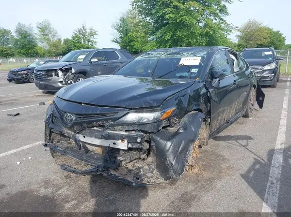 4T1G11AK5MU538852 2021 TOYOTA CAMRY - Image 2