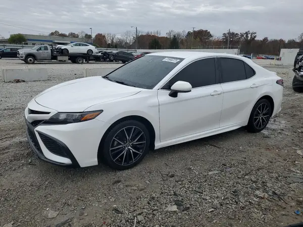 4T1G11AK5MU548037 2021 TOYOTA CAMRY - Image 1