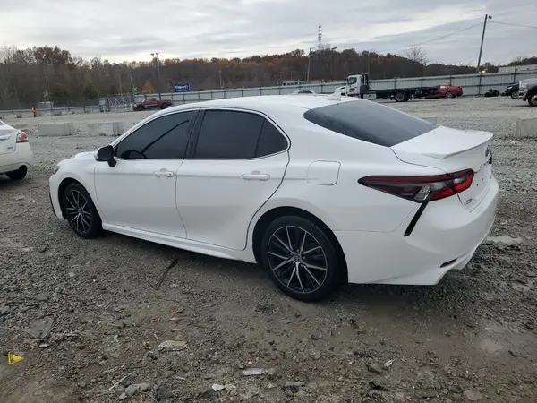 4T1G11AK5MU548037 2021 TOYOTA CAMRY - Image 2