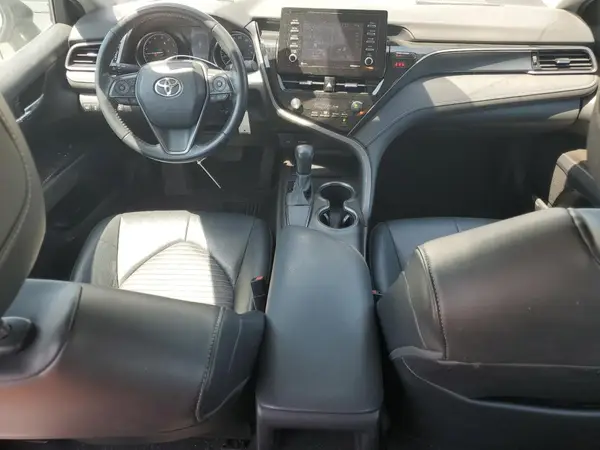 4T1G11AK5MU551228 2021 TOYOTA CAMRY - Image 8