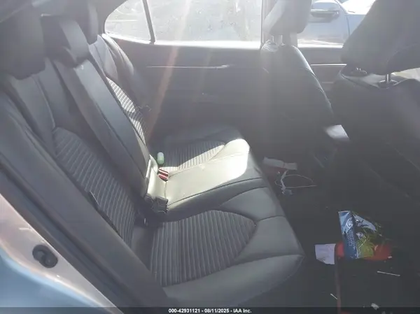 4T1G11AK5MU552122 2021 TOYOTA CAMRY - Image 8