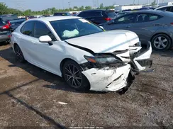 4T1G11AK5MU556560 2021 TOYOTA CAMRY