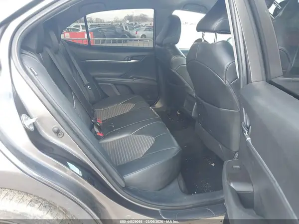 4T1G11AK5MU558132 2021 TOYOTA CAMRY - Image 8
