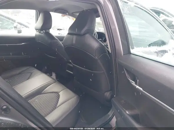 4T1G11AK5MU574492 2021 TOYOTA CAMRY - Image 8