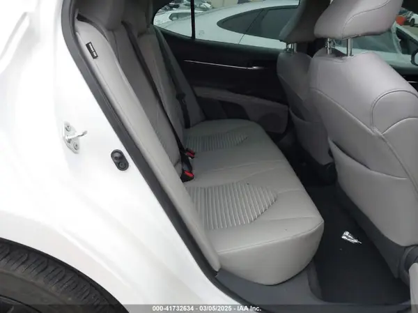 4T1G11AK5MU575237 2021 TOYOTA CAMRY - Image 8