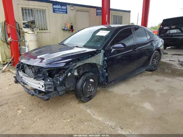 4T1G11AK5MU580843 2021 TOYOTA CAMRY - Image 2
