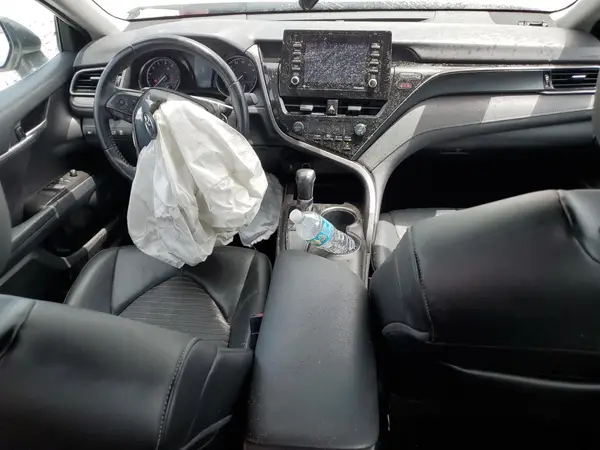 4T1G11AK5MU588408 2021 TOYOTA CAMRY - Image 8