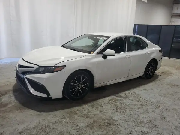 4T1G11AK5MU593186 2021 TOYOTA CAMRY - Image 1