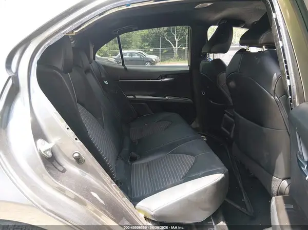 4T1G11AK5MU609872 2021 TOYOTA CAMRY - Image 8
