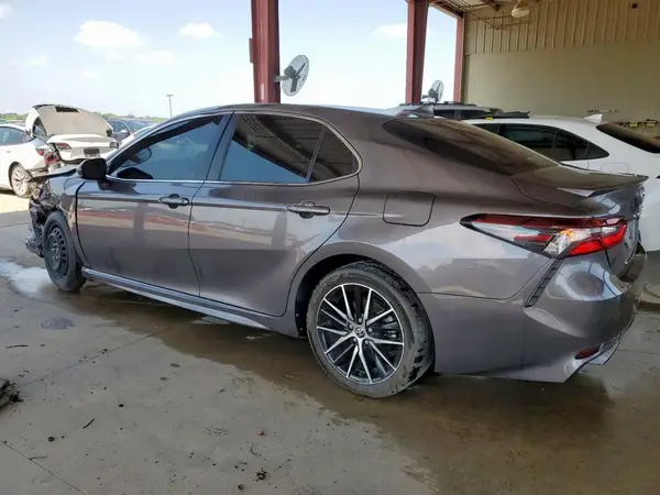 4T1G11AK5MU609970 2021 TOYOTA CAMRY - Image 2